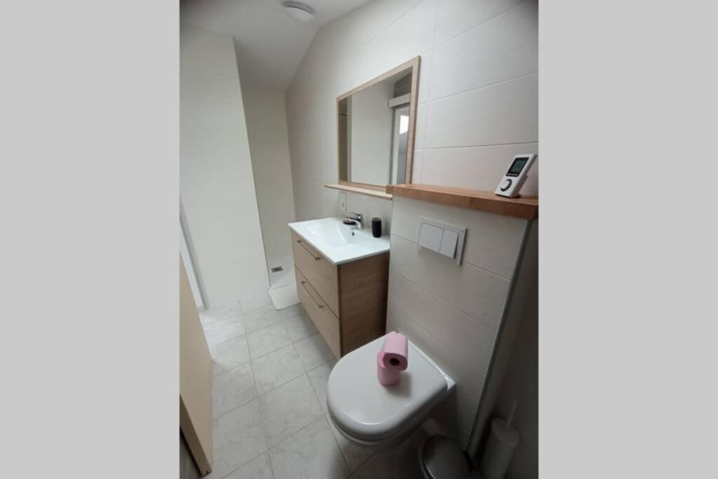 Appartement Neuf Tout Confort Aubenas Exterior foto